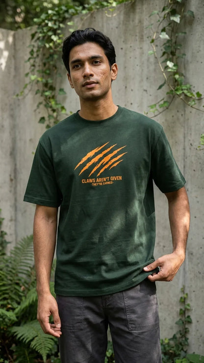 Earn your Claw Regular Fit T-Shirt