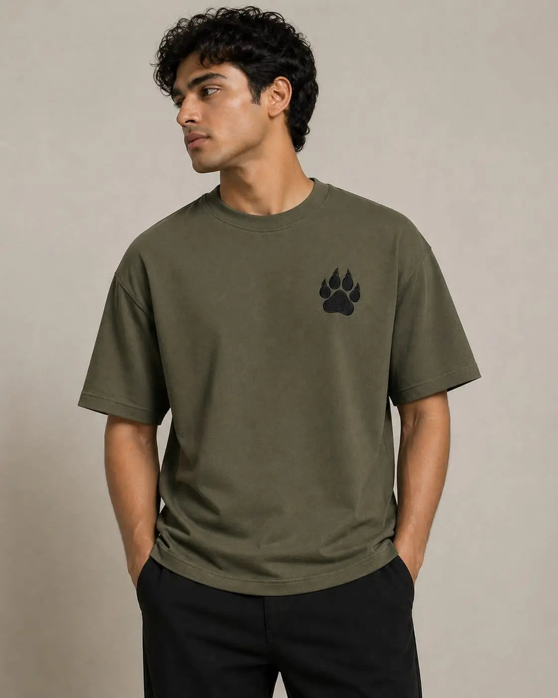 TIGER PAW  EMBROIDERY OVERSIZED T-Shirt